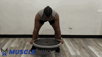BOSU 球划船