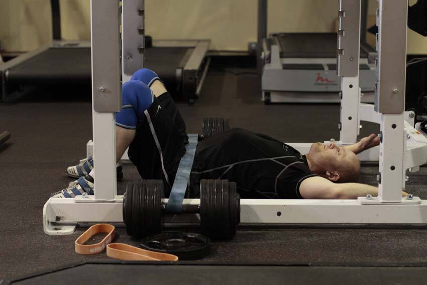 弹力带髋部提升