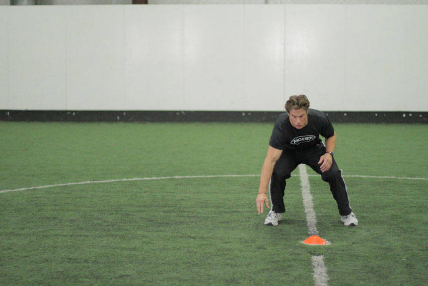 侧向站姿远距离跳