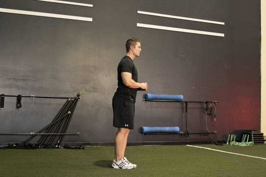 站姿髋关节绕圈